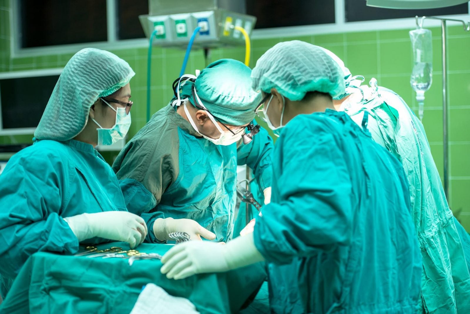 To zdarza się częściej, niż myśleliśmy. Pacjenci “budzą” się podczas operacji