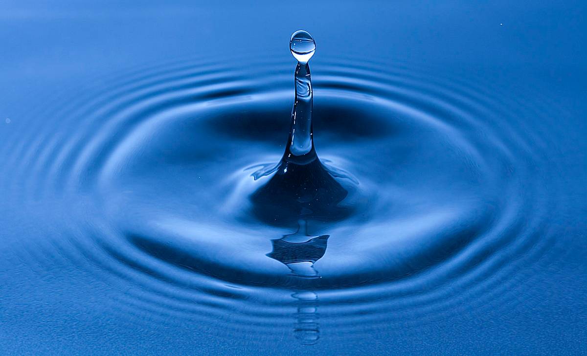 Filtr usuwa niemal 100% nanoplastików z wody. Ich obecność stanowi poważne zagrożenie